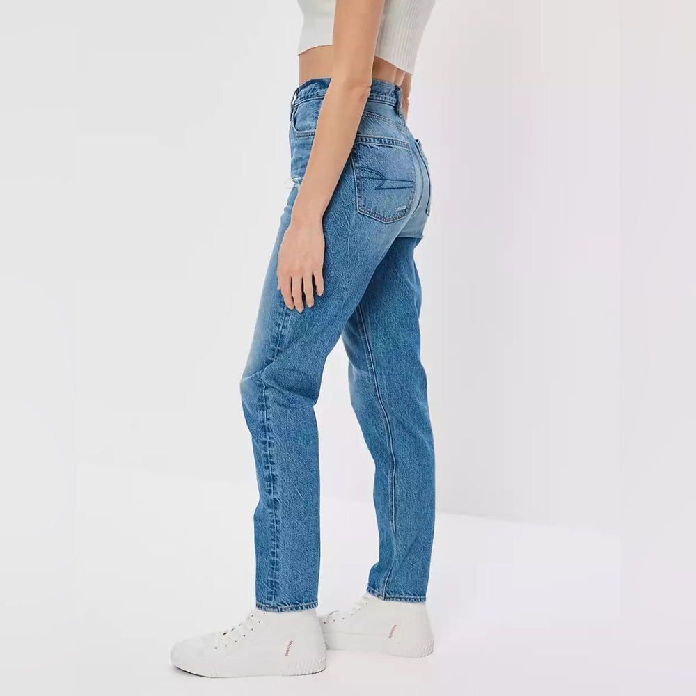 American Eagle Mom Jeans